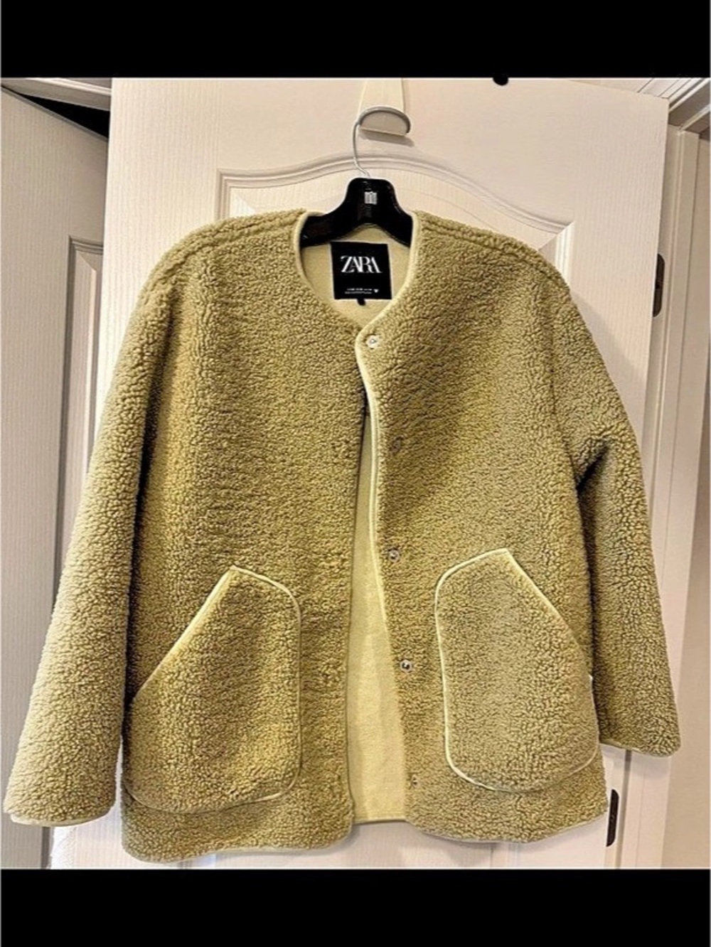 Oversized Zara Fleece Jacket in Green Like New